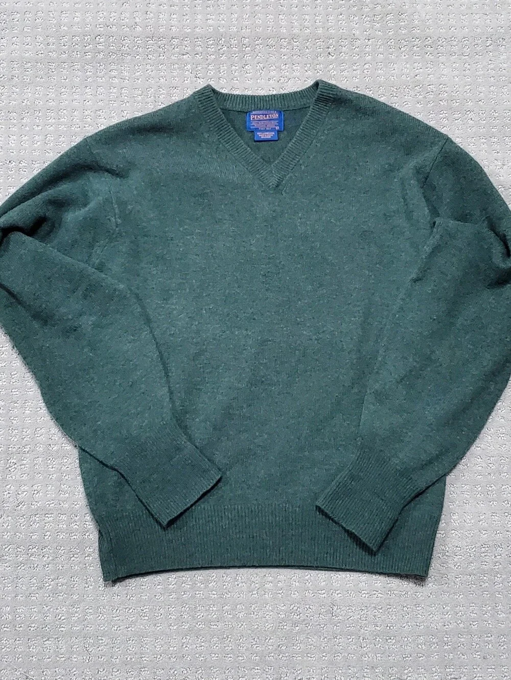 Pendleton Dark Green V-neck Lambswool Sweater Classic Textured Knit Men Size M